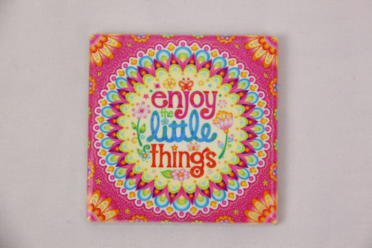 Magnet - Happy and Joyful - "Enjoy little things"